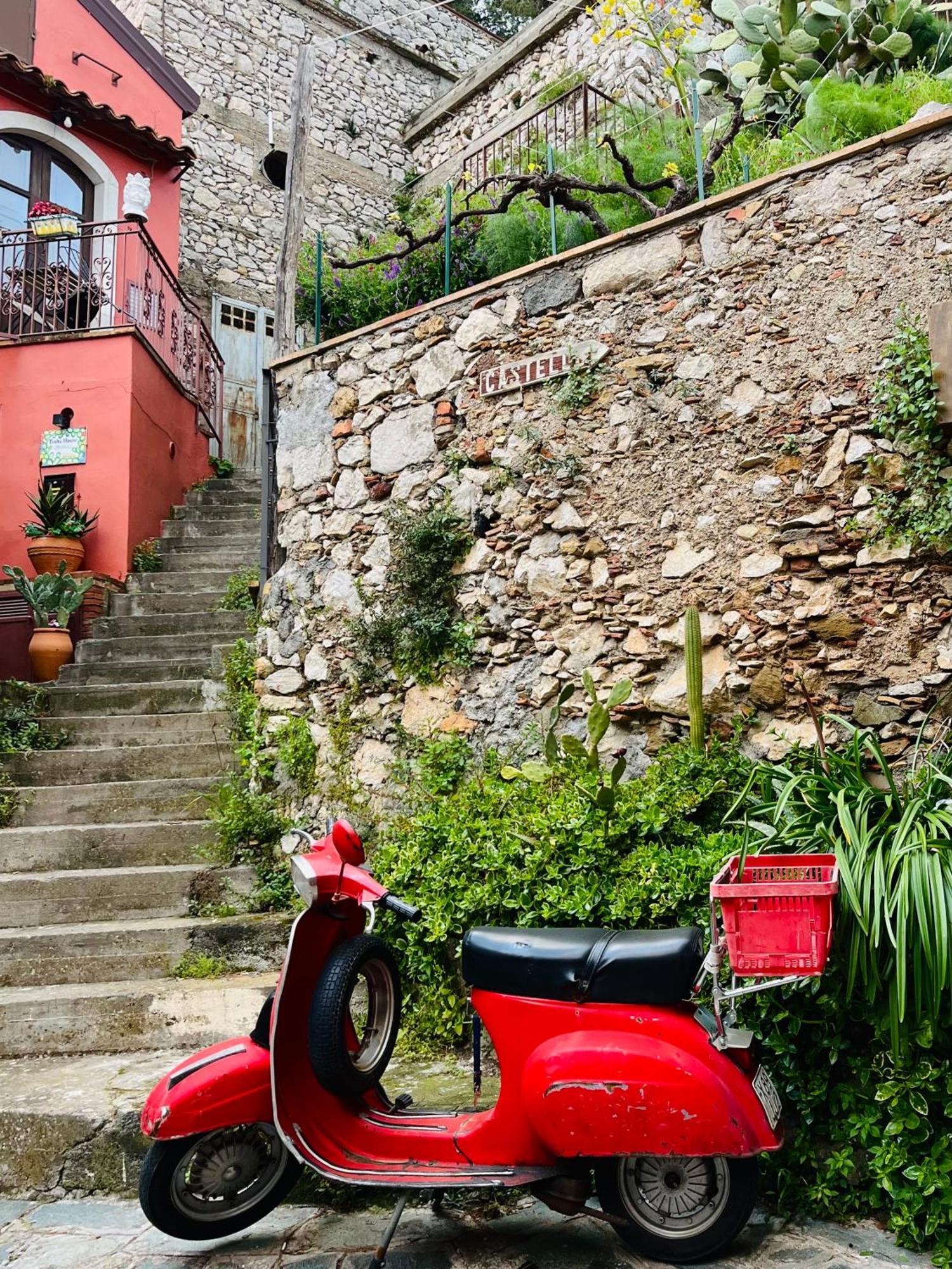 Tyche House Castelmola Apartment Bagian luar foto